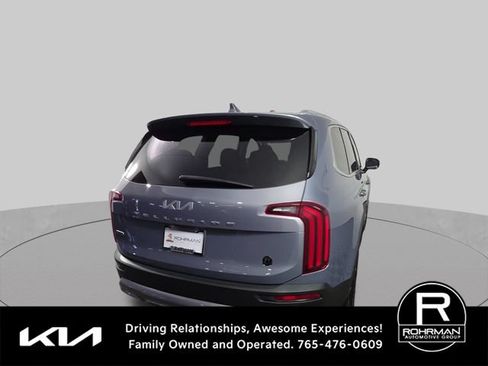 Used 2022 Kia Telluride SX w/ SX Prestige Package AWD/4WD image 10