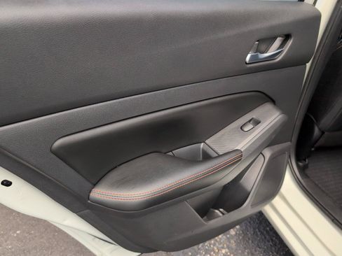 Used 2022 Nissan Altima 2.5 SR w/ Midnight Edition Package FWD image 33