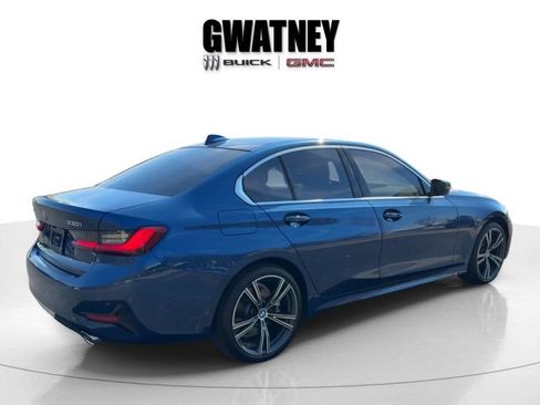 Used 2021 BMW 330i xDrive Sedan w/ Driving Assistance Package AWD/4WD image 7