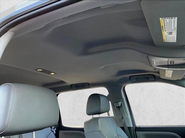 Used 2018 GMC Sierra 1500 SLT w/ SLT Premium Package RWD image 13