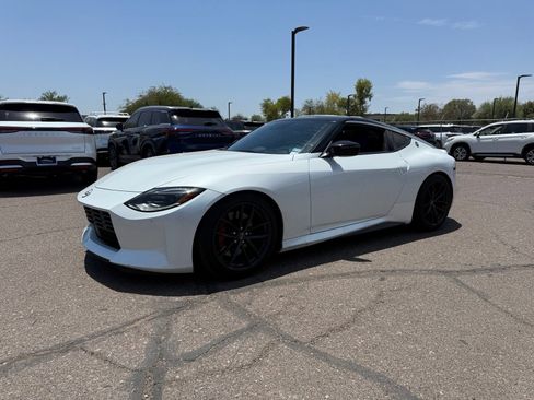 Certified 2023 Nissan Z w/ Floor Mat Package (L93) RWD image 1
