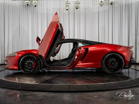 Used 2020 McLaren GT RWD image 20