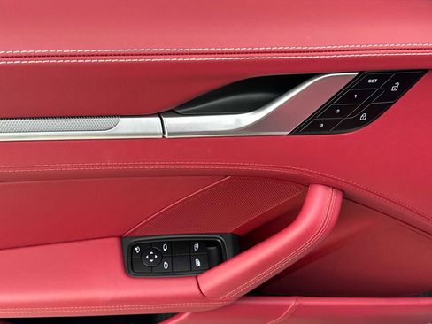 Certified 2025 Porsche 911 Carrera image 11