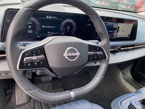 Used 2024 Nissan Ariya AWD image 12