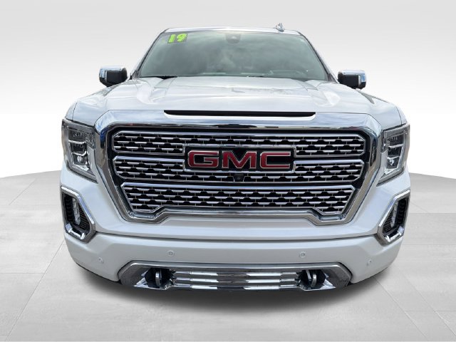 Used 2019 GMC Sierra 1500 Denali w/ Denali Ultimate Package AWD/4WD image 2
