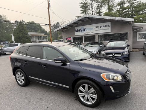 Used 2016 Volvo XC60 T6 w/ Proximity Package AWD/4WD image 33