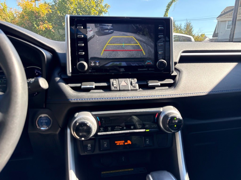 Used 2020 Toyota RAV4 XSE AWD/4WD image 28