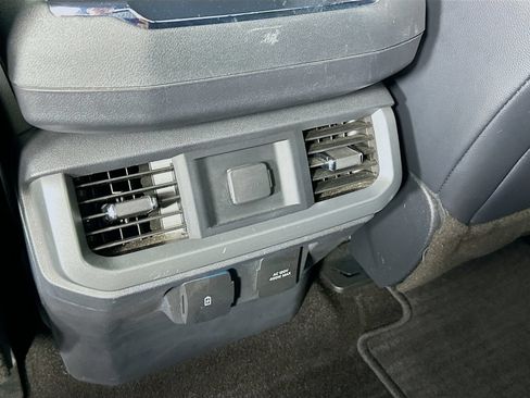 Used 2021 Ford F150 Lariat AWD/4WD image 26