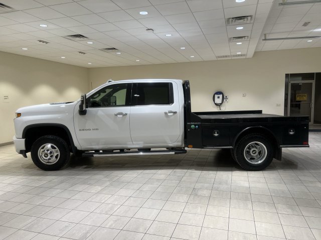 Used 2021 Chevrolet Silverado 3500 High Country w/ Safety Package II AWD/4WD image 2