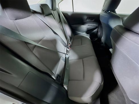 Used 2025 Toyota Corolla LE image 24