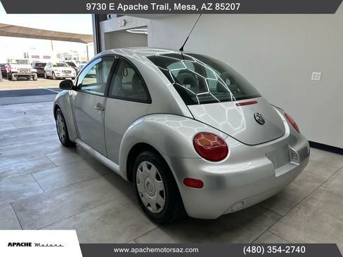 Used 2001 Volkswagen Beetle GL image 9