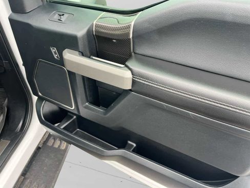 Used 2020 Ford F150 Raptor w/ Equipment Group 802A Luxury image 17