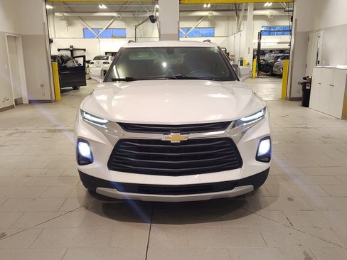 Used 2020 Chevrolet Blazer LT image 2