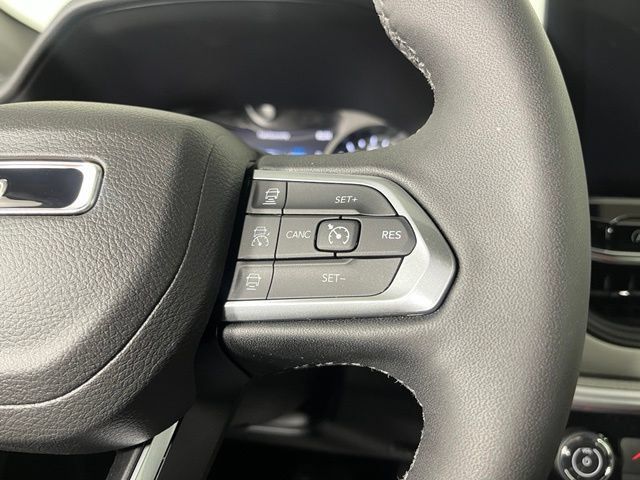 Used 2026 Jeep Compass Limited AWD/4WD image 21