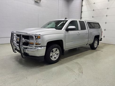 Used 2019 Chevrolet Silverado 1500 LT AWD/4WD image 10