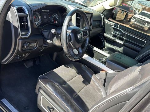 Used 2020 RAM 1500 Laramie AWD/4WD image 10