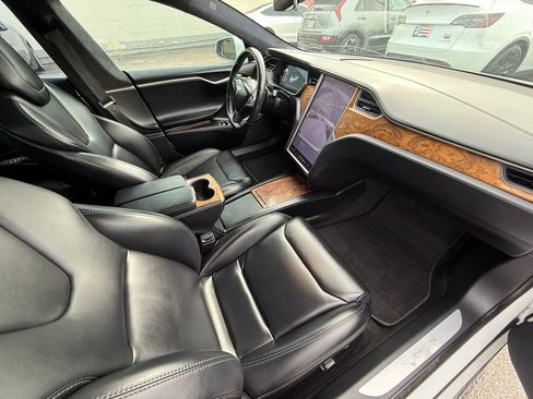 Used 2018 Tesla Model S 75D AWD/4WD image 10