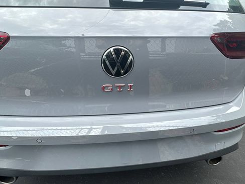 Used 2025 Volkswagen GTI SE FWD image 5