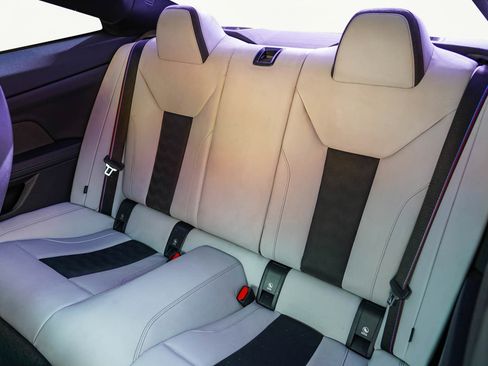 Used 2024 BMW M4 Competition w/ M Driver's Package image 27