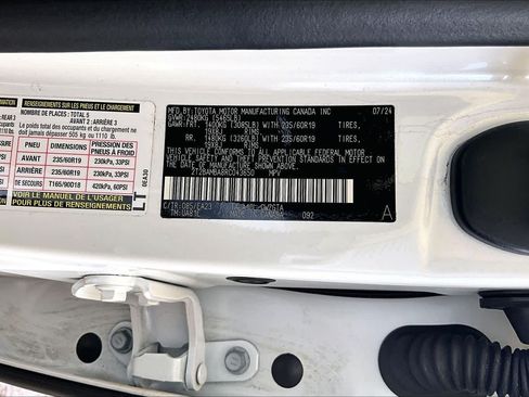 Used 2024 Lexus RX 350 FWD w/ Technology Package image 34