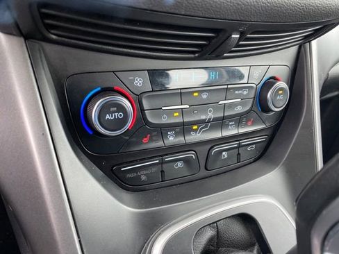 Used 2017 Ford C-MAX Energi SE w/ Equipment Group 402A image 14