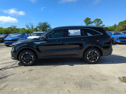 New 2026 Kia Sorento S image 5