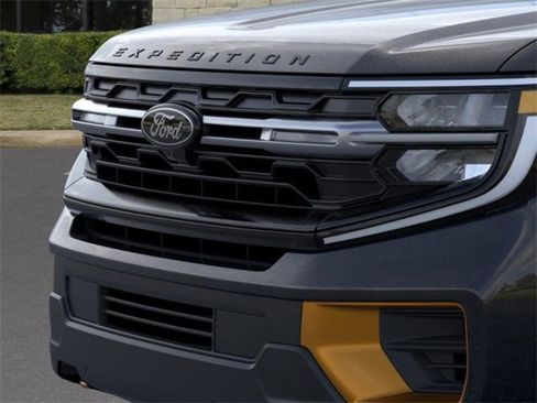 New 2025 Ford Expedition Tremor image 17