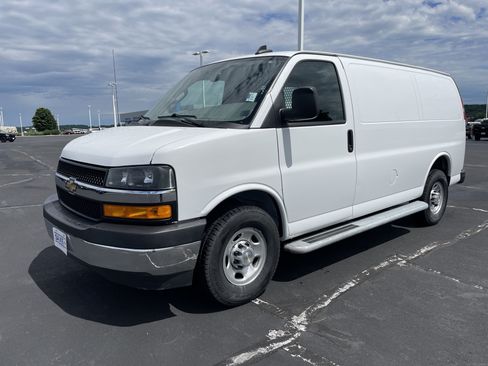 Used 2024 Chevrolet Express 2500 w/ Driver Convenience Package RWD image 1