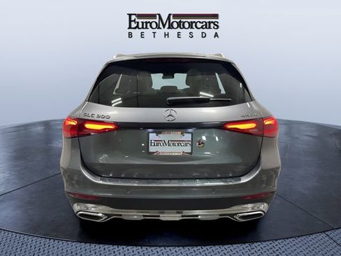Used 2023 Mercedes-Benz GLC 300 4MATIC image 4