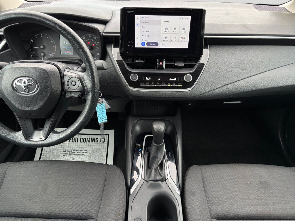 Used 2024 Toyota Corolla LE FWD image 16