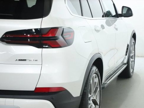 Used 2026 BMW X5 xDrive50e AWD/4WD image 46