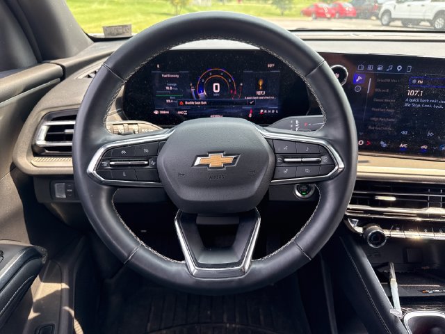 Used 2025 Chevrolet Traverse LT w/ Sun and Wheel Package AWD/4WD image 20