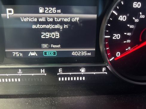 Used 2022 Kia Sorento S FWD image 22