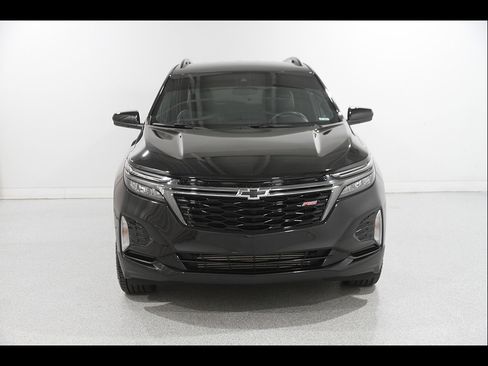Certified 2023 Chevrolet Equinox RS FWD image 2