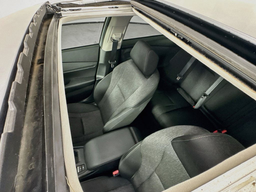 Used 2023 Honda Accord EX image 26