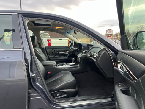 Used 2011 INFINITI M37 x w/ Premium Pkg image 41