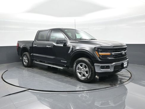 Used 2025 Ford F150 XLT w/ Equipment Group 301A Standard image 9