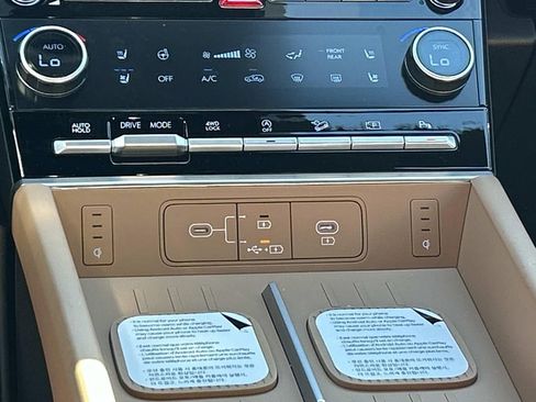 New 2026 Hyundai Santa Fe Limited AWD/4WD image 29