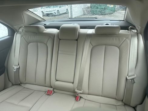 Used 2018 Lincoln Continental Reserve w/ Luxury Package FWD image 21