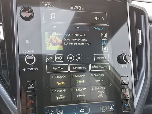 Certified 2025 Subaru Forester Limited image 18