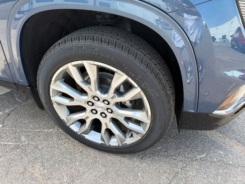 New 2026 GMC Acadia Denali w/ Super Cruise Package FWD image 11