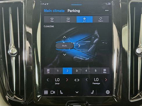 Used 2023 Volvo XC60 T8 Core image 24