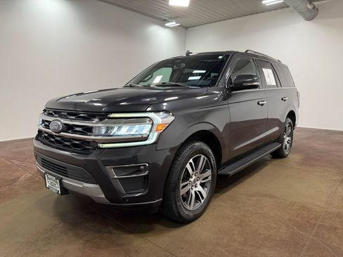 Used 2024 Ford Expedition Limited AWD/4WD image 39