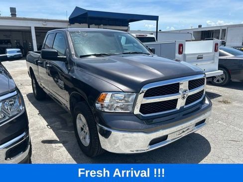 Used 2024 RAM 1500 Classic SLT AWD/4WD image 6