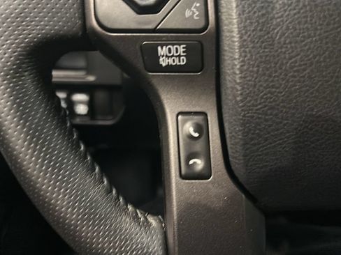 Used 2017 Toyota Tacoma TRD Off-Road AWD/4WD image 26