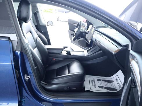 Used 2021 Tesla Model 3 Standard Range Plus RWD image 36