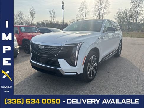 Used 2025 Cadillac Escalade IQ Luxury 2 image 1