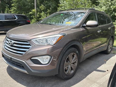 Used 2015 Hyundai Santa Fe GLS FWD image 5