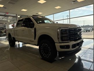 New 2026 Ford F250 Platinum AWD/4WD video 3