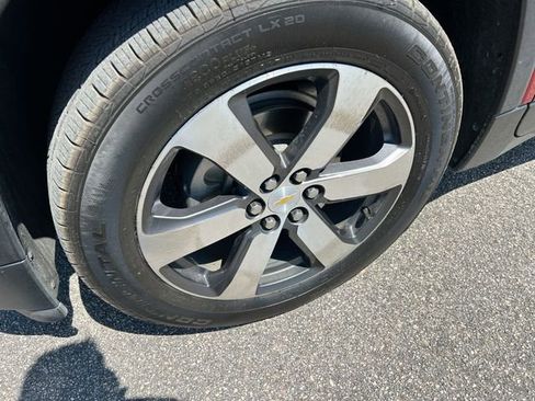 Used 2018 Chevrolet Traverse LT FWD image 14